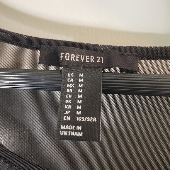 Forever 21 sleeveless women’s dress - Picture 6 of 7